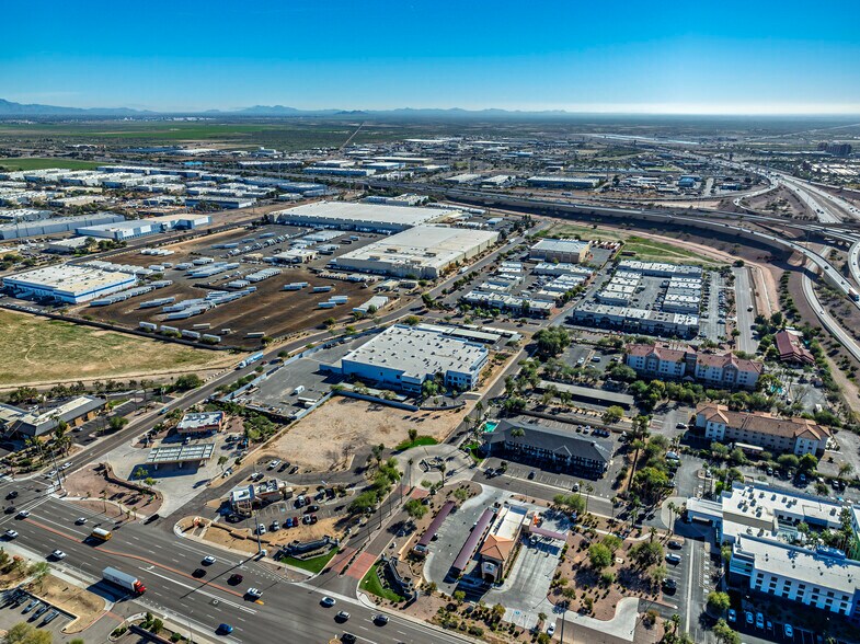 More Photos Of 7300 W Boston St, Chandler Warehouse For Lease