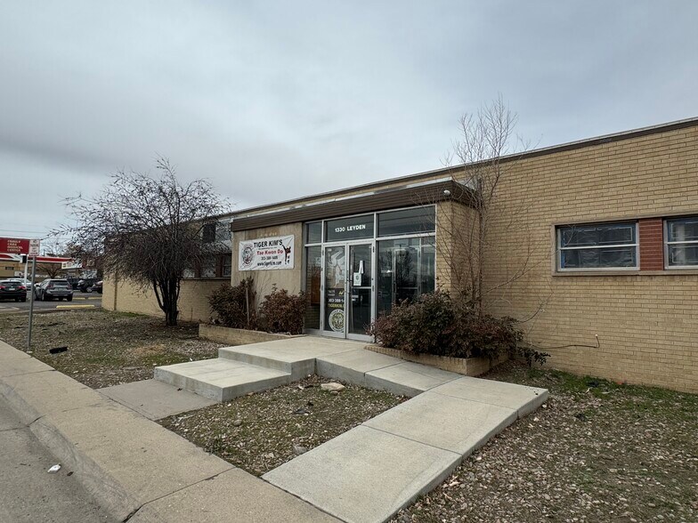 More Photos Of 1340 - 1340 Leyden St, Denver Office For Sale