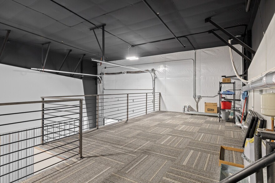 More Photos Of 3121 Leslie Rd, Richland Flex For Lease