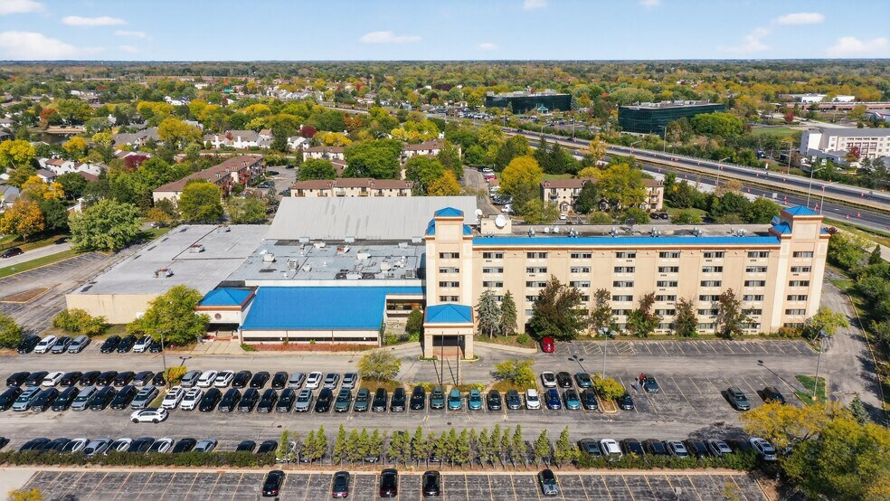 More Photos Of 1550 E Dundee Rd, Palatine Hotel For Sale
