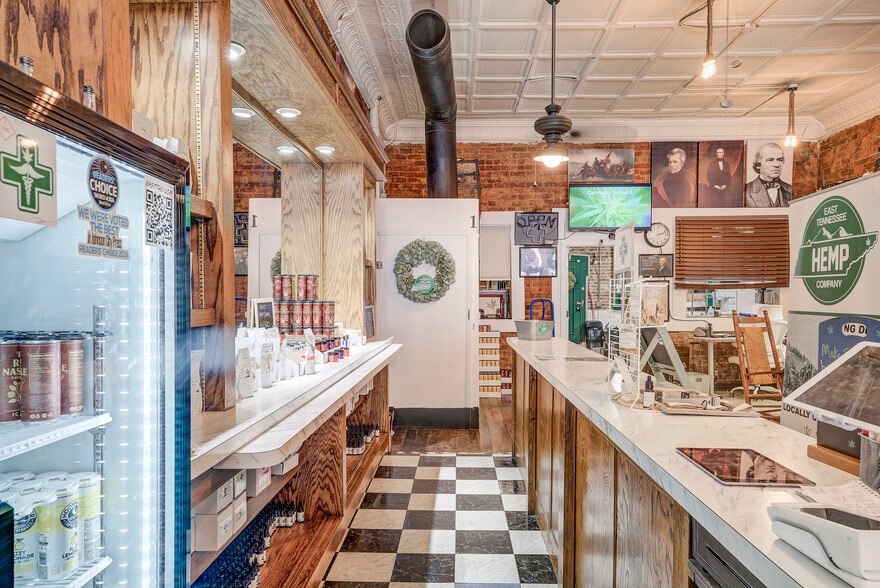 More Photos Of 109 E Main St, Jonesborough Storefront For Sale