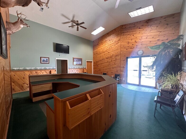 More Photos Of 333 Wildcat rd, La Barge Light Distribution For Sale
