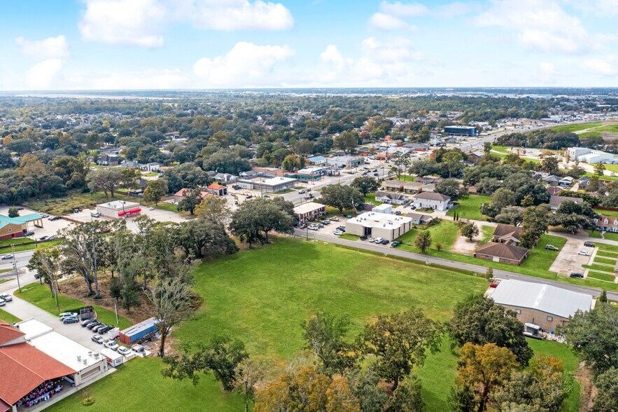 More Photos Of 101 E 3rd Street, Belle Chasse Land For Sale