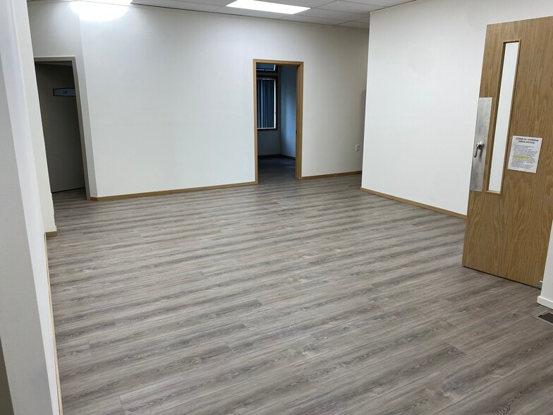 More Photos Of 12911 SE Kent Kangley Rd, Kent Medical For Lease