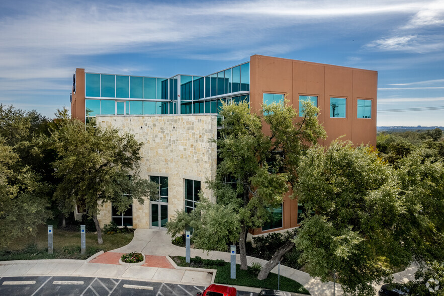 Primary Photo Of 3611 Paesanos Pky, San Antonio Medical For Lease