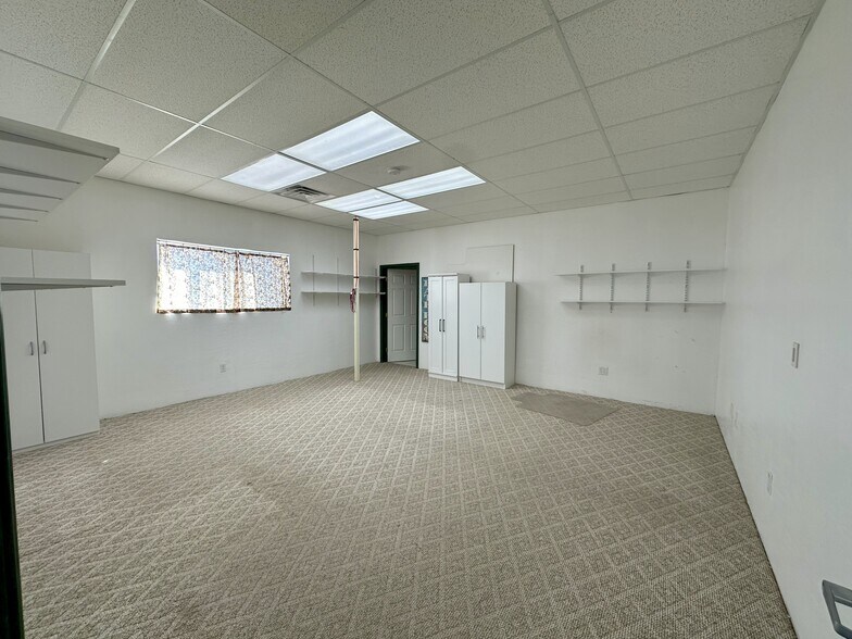 More Photos Of 3700 Industrial Loop, Show Low Manufacturing For Sale