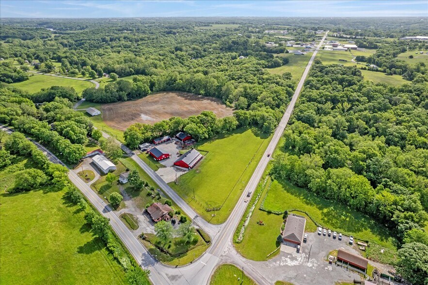 Primary Photo Of 7621 SE Cannon Ball Rd, Holt Specialty For Sale