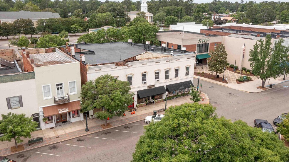 More Photos Of 147 Laurens SW st, Aiken Office For Lease
