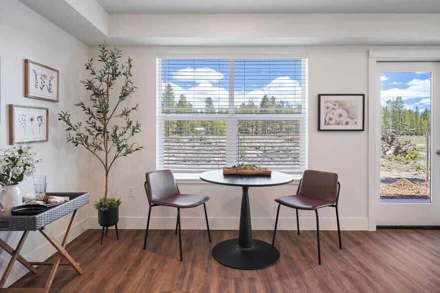 More Photos Of 51376 Preble Way, La Pine Apartments For Sale