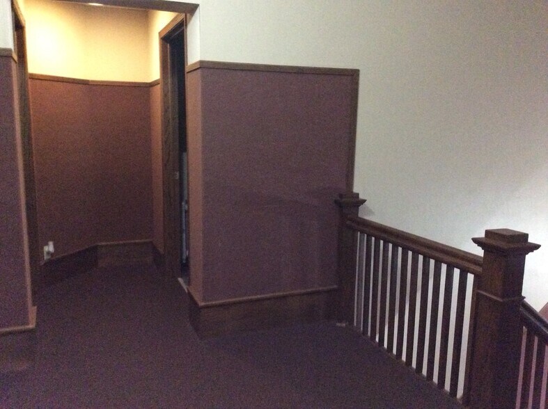 More Photos Of 205 Washington St, Burlington Office For Lease