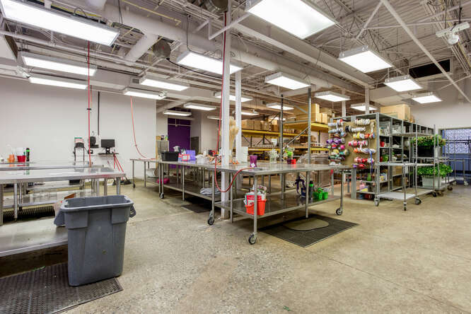 More Photos Of 2365 Windy Hill Rd, Marietta General Retail For Sale