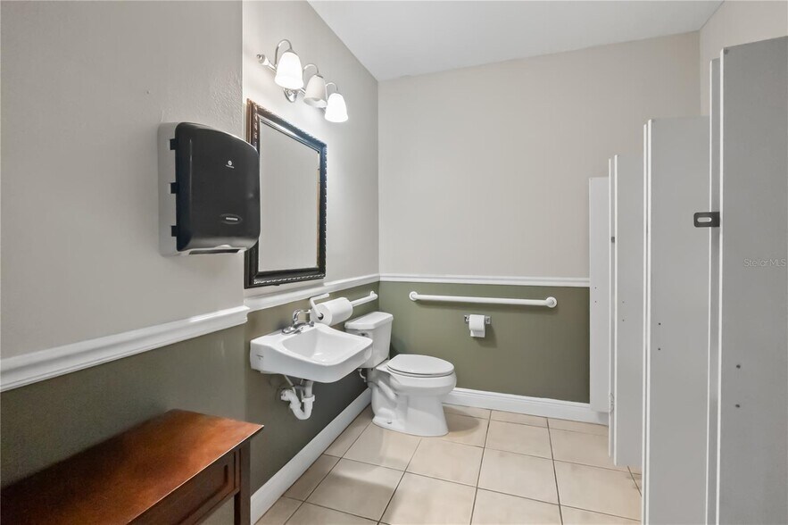 More Photos Of 301 S Tubb St, Oakland Serviced Offices For Lease