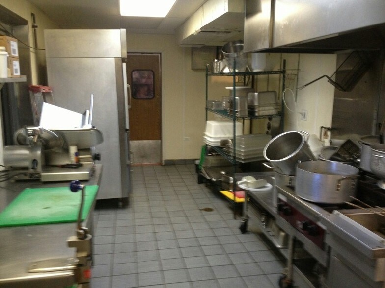 More Photos Of 11419 S Grant Hwy, Marengo Restaurant For Sale