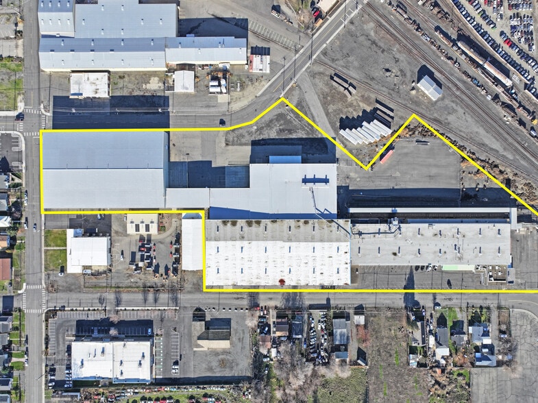 More Photos Of 45 E 3rd Ave, Toppenish Manufacturing For Sale