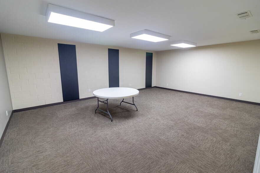 More Photos Of 906 Trimmier Rd, Killeen Religious Facility For Sale