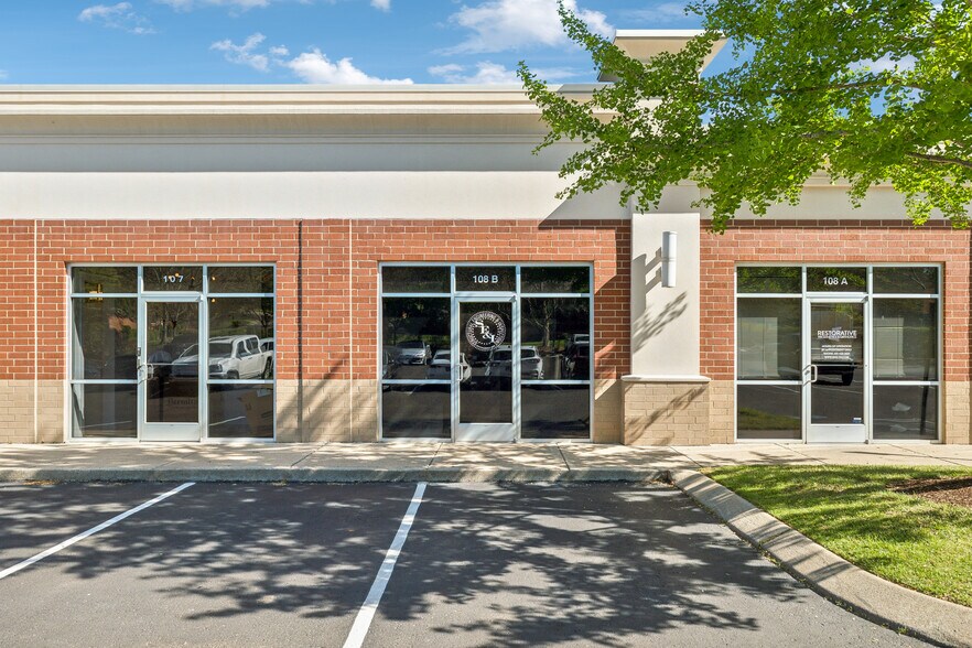 More Photos Of 101 Forrest Crossing Blvd, Franklin Office For Lease