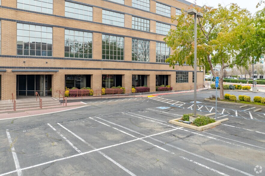 More Photos Of 1800 3rd St, Sacramento Loft Creative Space For Lease