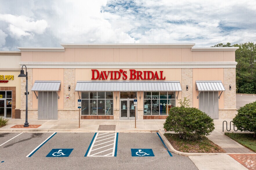 More Photos Of 5499-5515 S Williamson Blvd, Port Orange General Retail For Lease