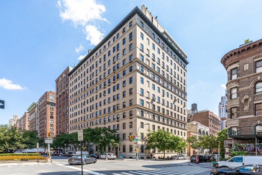 More Photos Of 969 Park Ave, New York Apartments For Sale