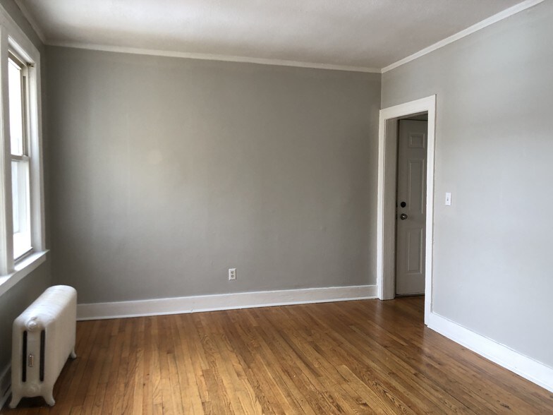 More Photos Of 69-73 Blue Hills Ave, Hartford Apartments For Sale