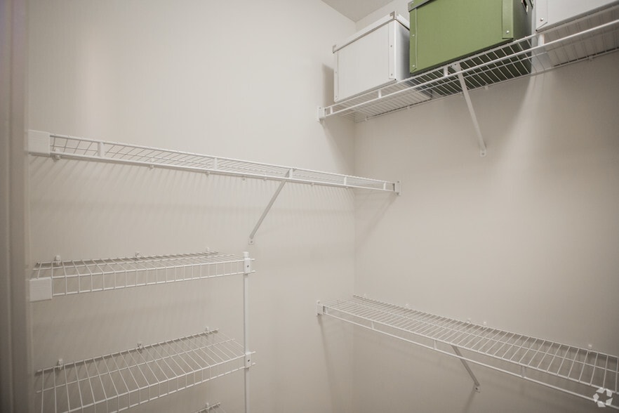 More Photos Of 8710 Cameron St, Silver Spring Apartments For Lease