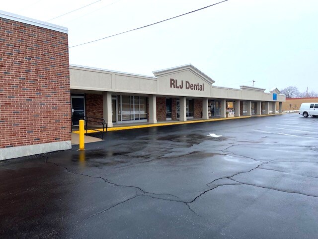 More Photos Of 709 S Oneida St, Green Bay Office For Lease