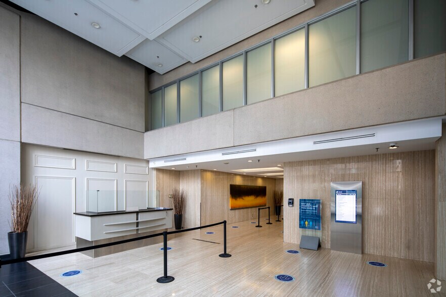 More Photos Of 40 Eglinton Ave E, Toronto Office For Lease