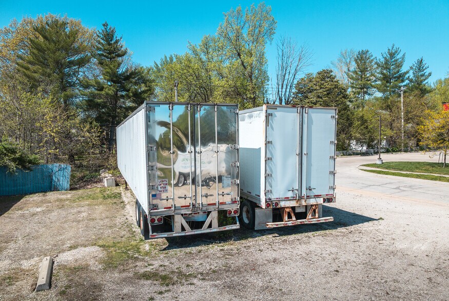 More Photos Of 329 N Jefferson St, Saint James Freestanding For Sale