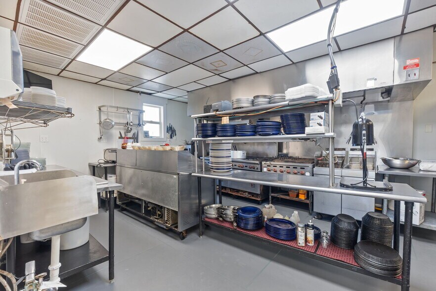 More Photos Of 49252 NC 12, Buxton Restaurant For Sale