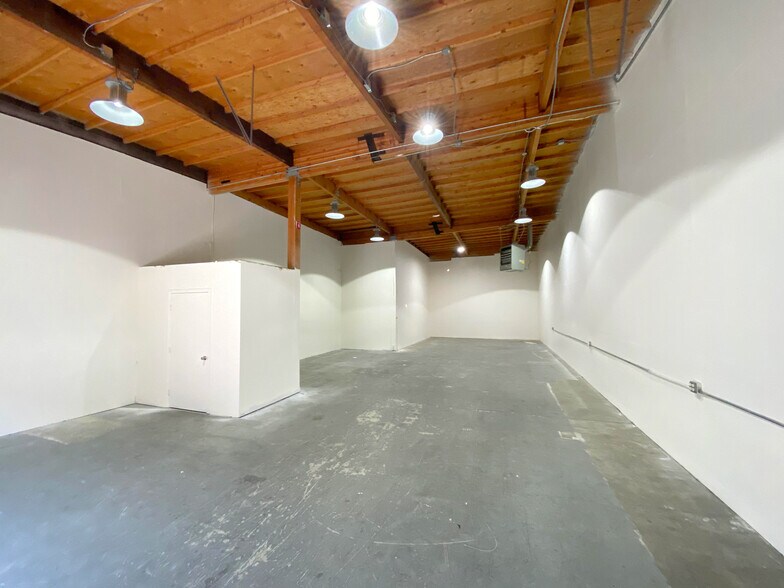 More Photos Of 5221 Central Ave, Richmond Light Distribution For Lease