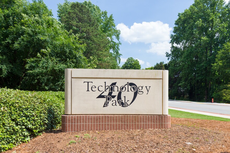 More Photos Of 40 Technology Pky S, Norcross Loft Creative Space For Lease