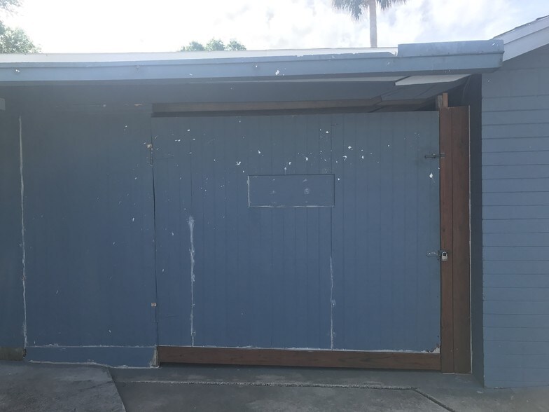 More Photos Of 865 Orange Ave, Daytona Beach Warehouse For Sale