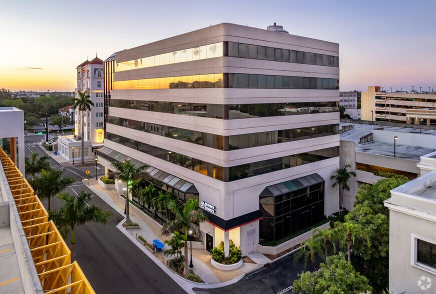 More Photos Of 1001 3rd Ave W, Bradenton Medical For Lease