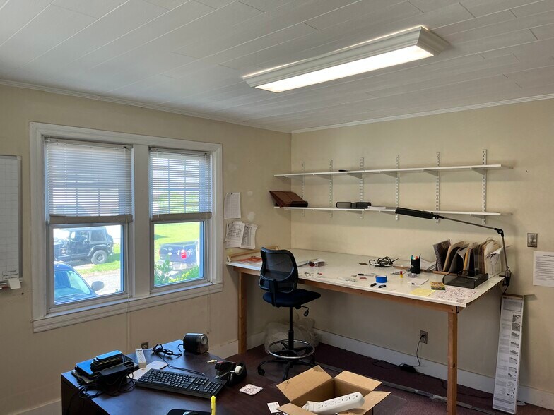 More Photos Of 1211 Cinnaminson Ave, Cinnaminson Warehouse For Lease