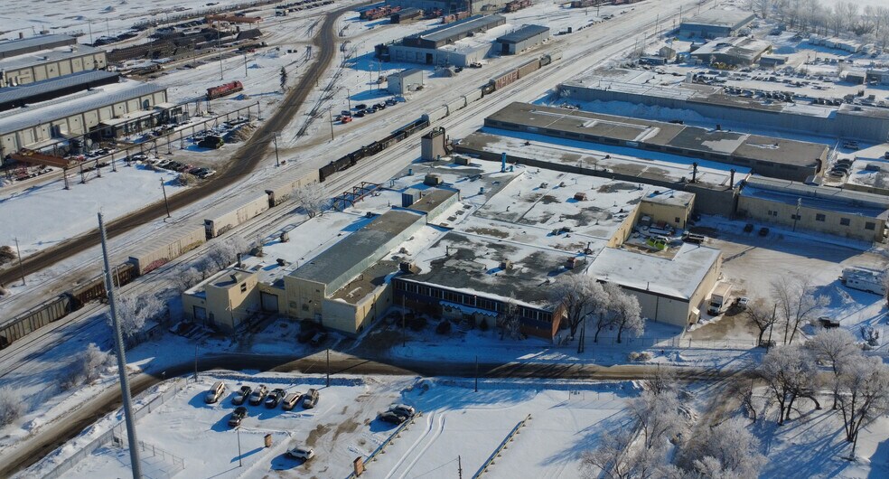 More Photos Of 15 Bury St, Winnipeg Distribution For Sale