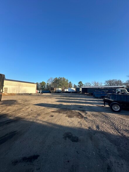 More Photos Of 1467 Old Dunbar Rd, West Columbia Flex For Sale