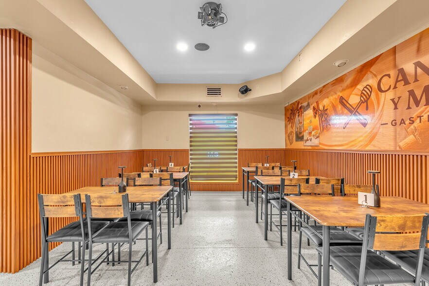 More Photos Of 365 N Royal Poiciana Blvd, Miami Springs Restaurant For Sale
