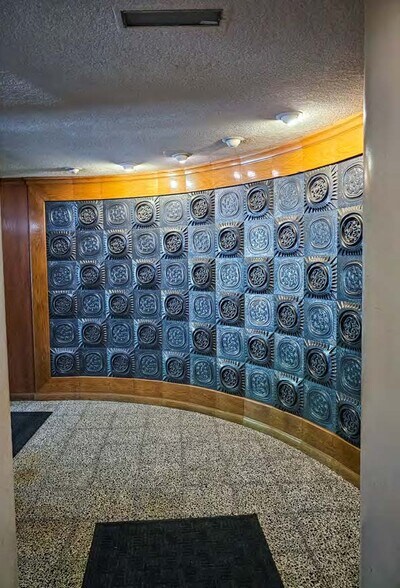 More Photos Of 1647 S Cove Blvd, Toledo Apartments For Sale