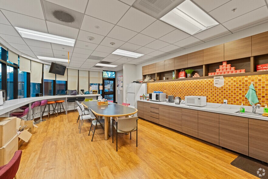 More Photos Of 3810 Durbin St, Irwindale Office For Sale