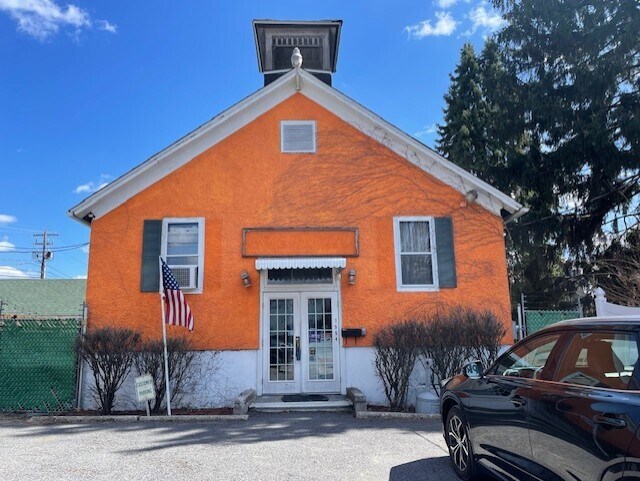 Primary Photo Of 1554 Gardner Ave, Scranton Office For Sale
