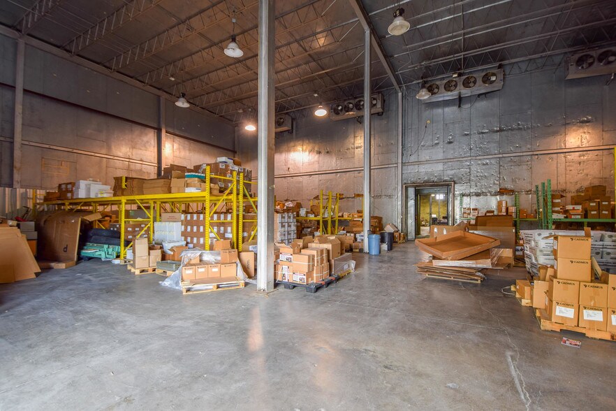 More Photos Of 2480 Patterson Ave, Roanoke Warehouse For Sale