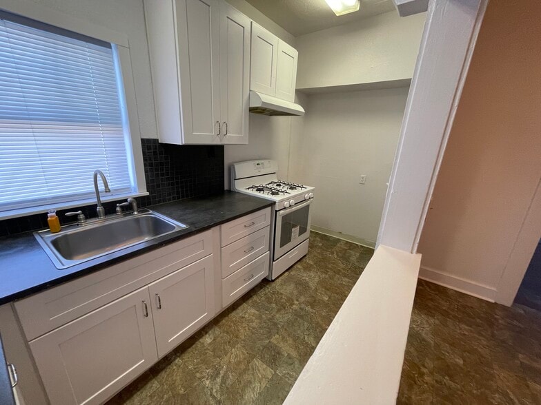 More Photos Of 2439 Rio Linda Blvd, Sacramento Apartments For Sale