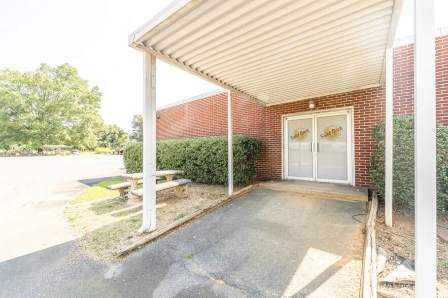 More Photos Of 62 Krannert Dr NW, Rome Schools For Sale