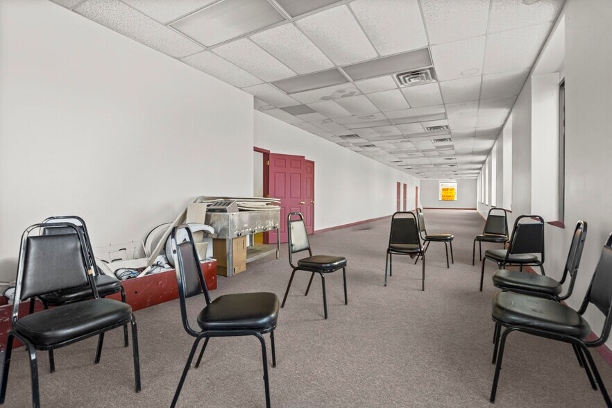 More Photos Of 107 S Main St, Almont Restaurant For Sale