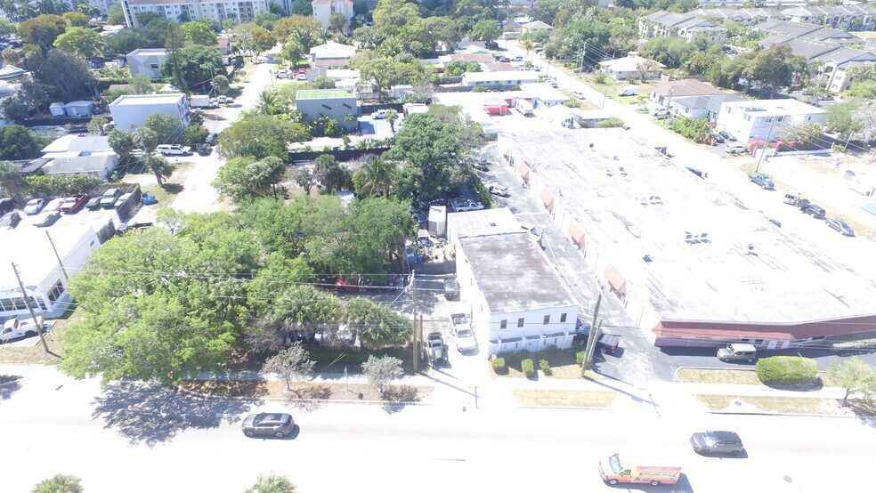 More Photos Of 1343 S Dixie Hwy W, Pompano Beach Warehouse For Sale