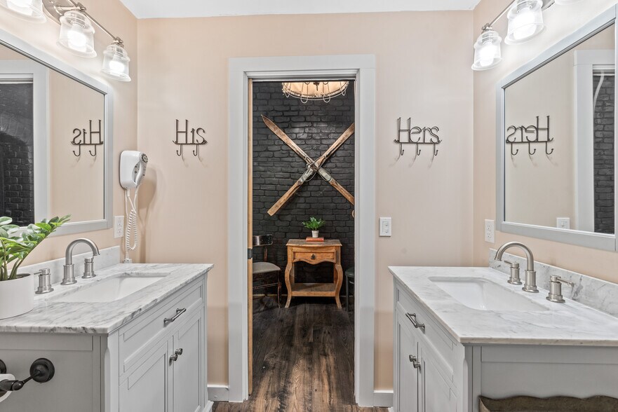 More Photos Of 120 S 3rd St, Victor Restaurant For Sale