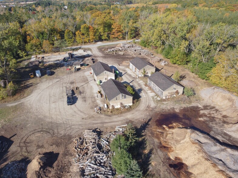 More Photos Of 5052 Reynolds Rd, Sturgeon Bay Flex For Sale