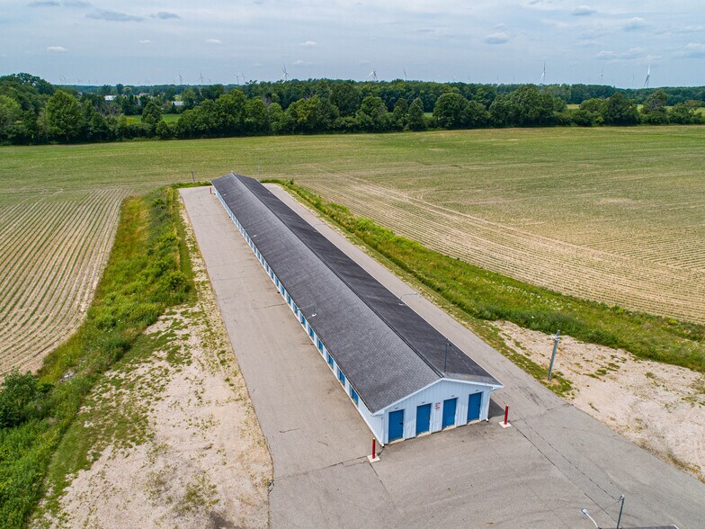 More Photos Of 1067 N Mission Rd, Mount Pleasant Self Storage For Sale