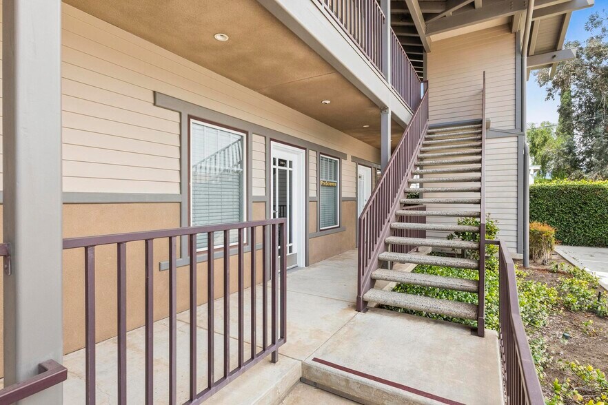 More Photos Of 437 N Riverside Ave, Rialto Loft Creative Space For Sale