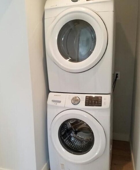 More Photos Of 6157 Mesa Ave, Los Angeles Specialty For Sale